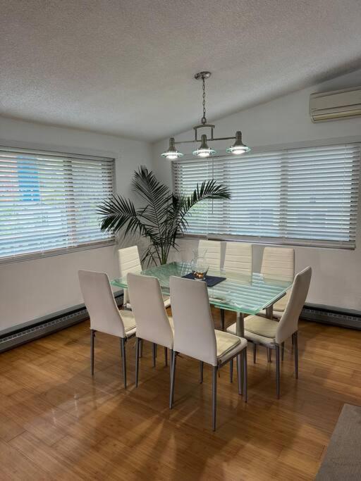 Entire Home 3 Bds 2 Bats Seattle Luaran gambar